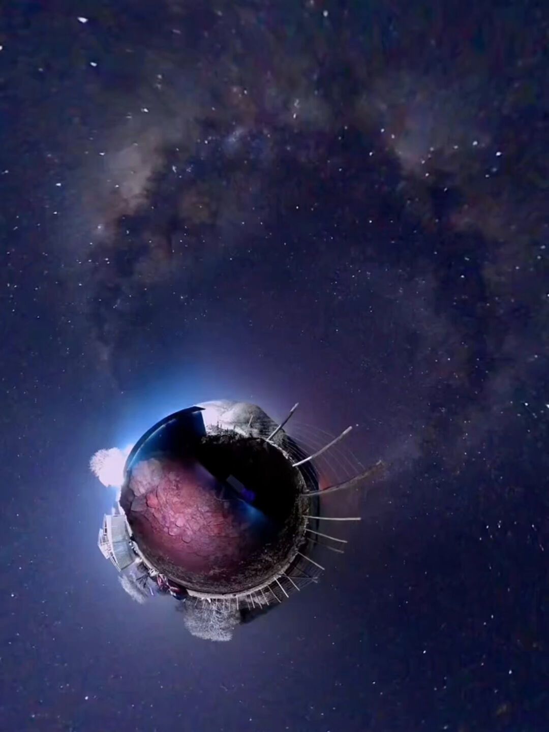 刷屏的英仙座流星雨大片,很多是全景相机拍的:为什么一颗流星都不漏,代价又是什么