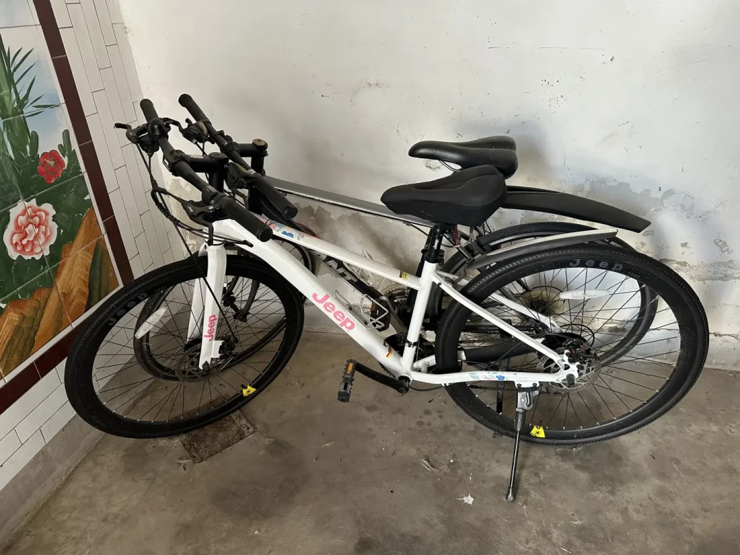 3万买的车打5折挂半个月没人要：二手公路车真跌出机会了，但捡漏是门技术活