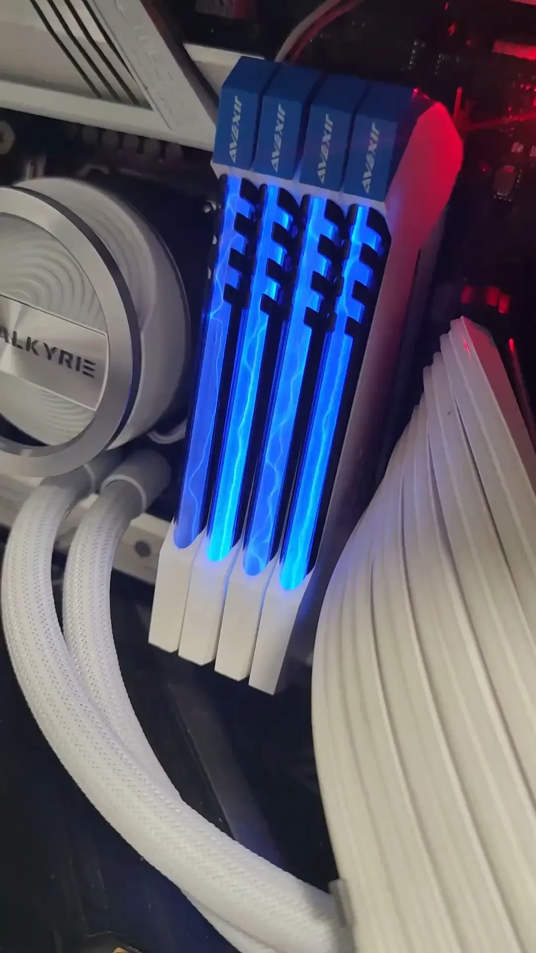 魔改主机里最贵的不再是CPU：内存涨价潮下，X99、MoDT、常规D4三条路怎么选