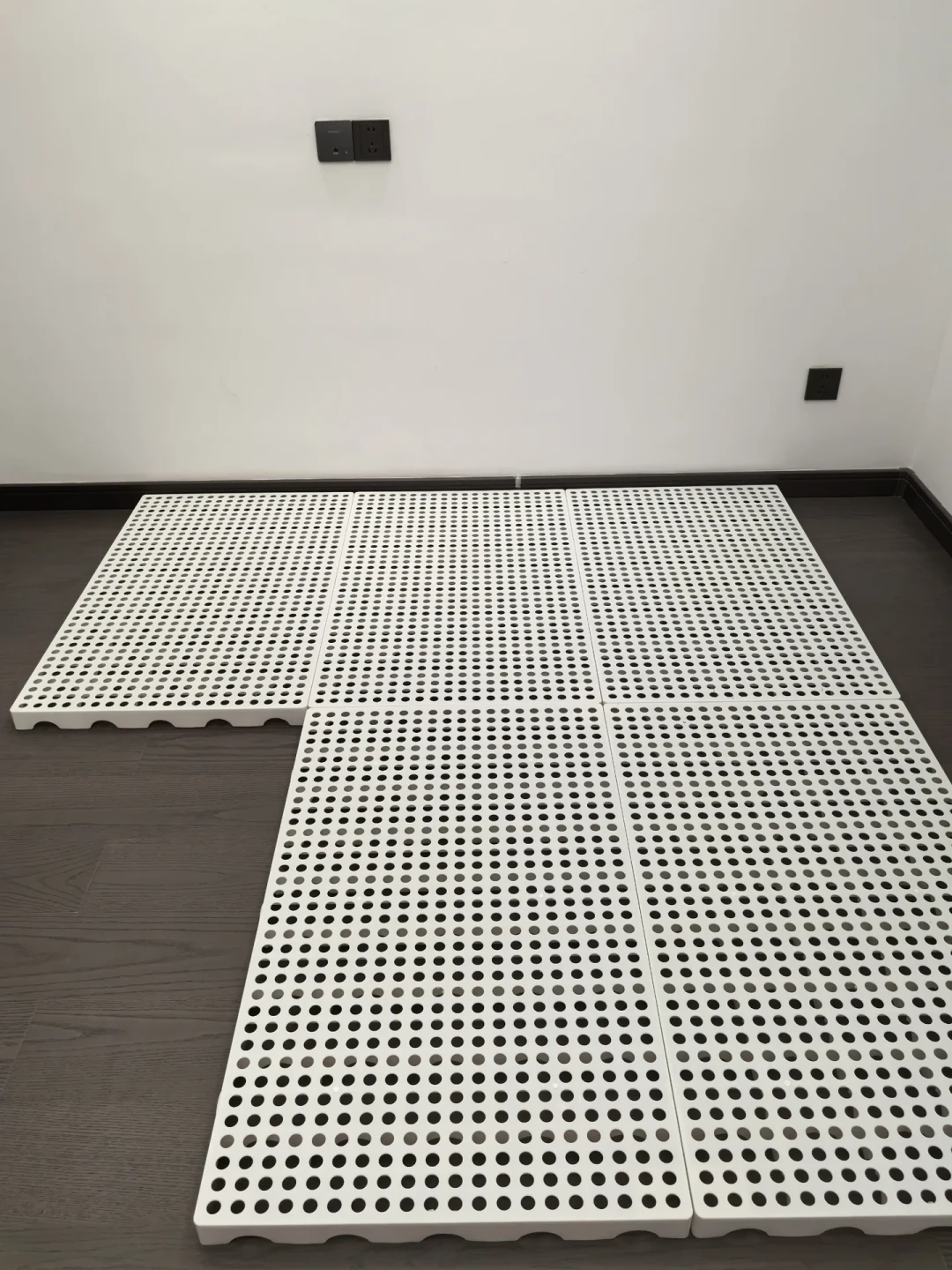 货架衣柜160块，铝型材衣柜3056块：“邪修家具”的真实成本和坑，我替你整理好了