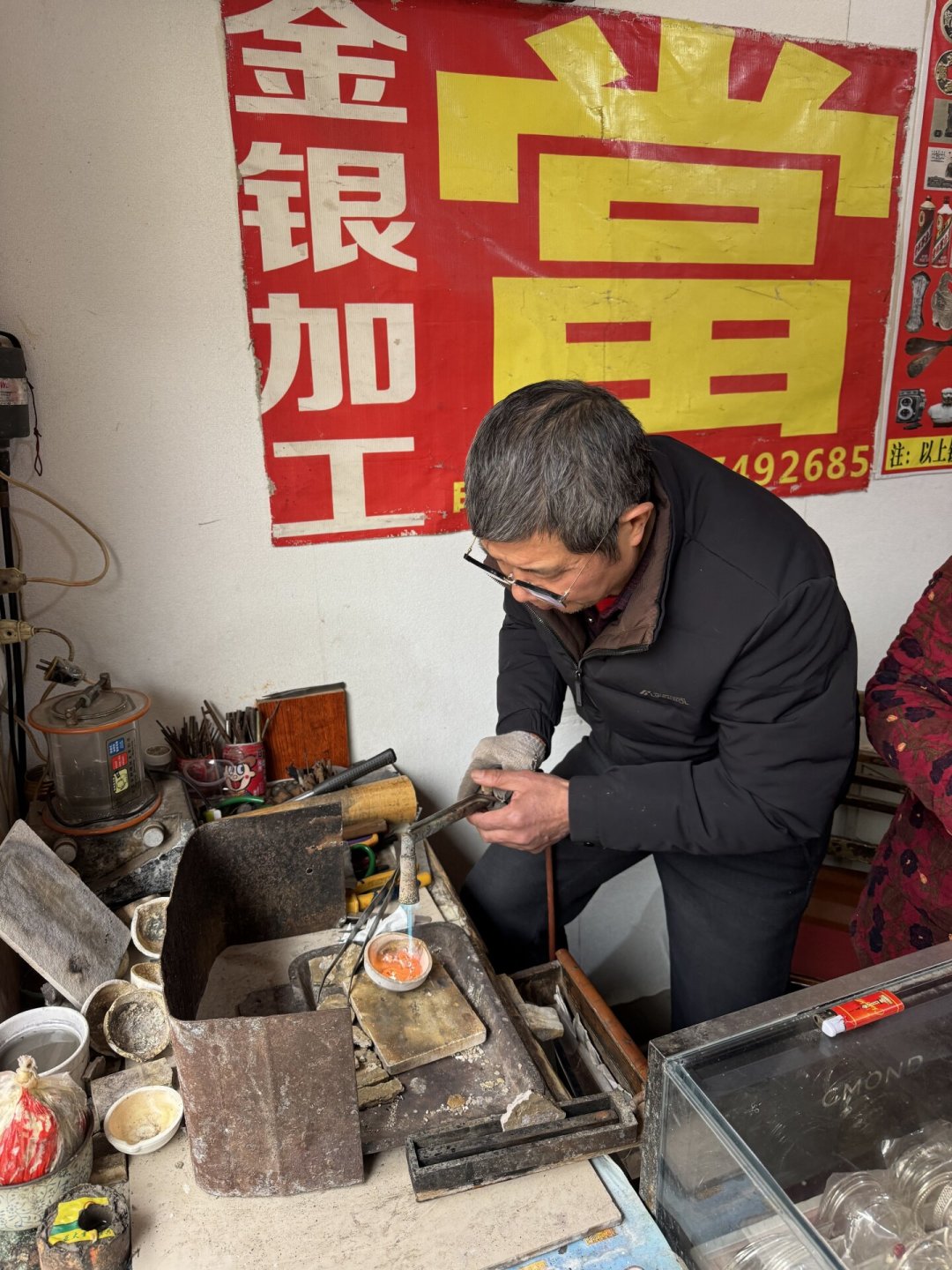 银价涨到16元/克,低于大盘价的“纯银”必是假货:手工银饰避坑清单
