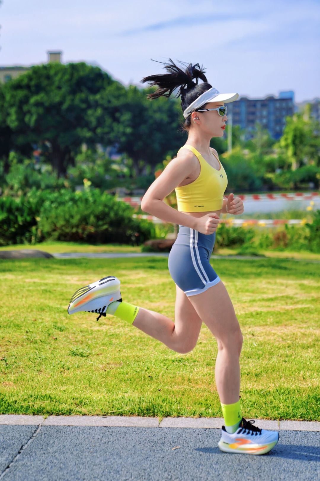 滔搏清仓把耐克跑鞋打到6折:秋季赛季前,599元的Zoom Fly 6该不该捡?
