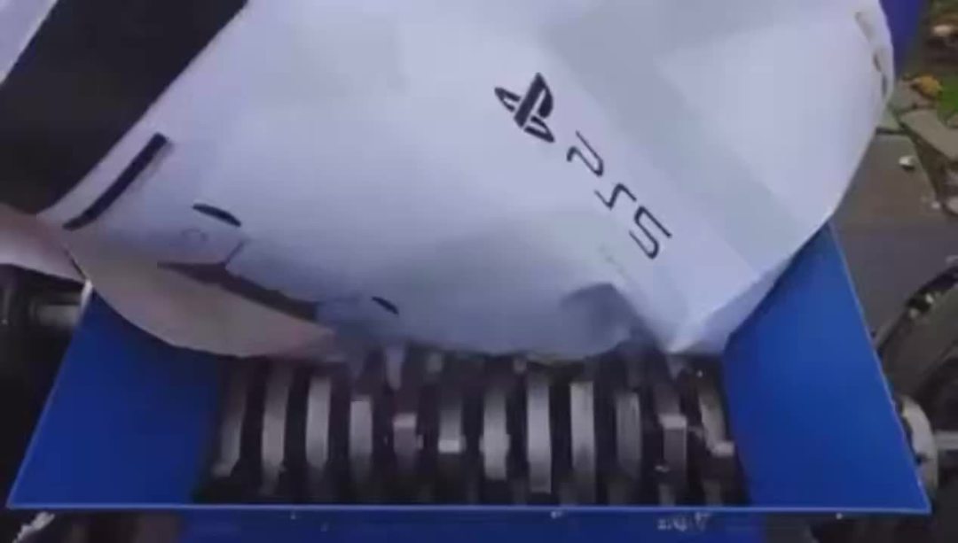 下周六的PlayStation“停摆周”:35万签名、4亿欧元诉讼VS实体购买率不足5%,玩家手里到底有几张牌