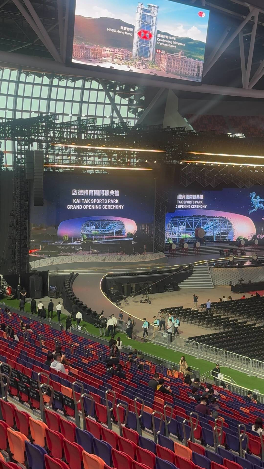 TIMA这周、汪苏泷下月、BIGBANG在11月:去香港启德看演唱会的成本账全拆解