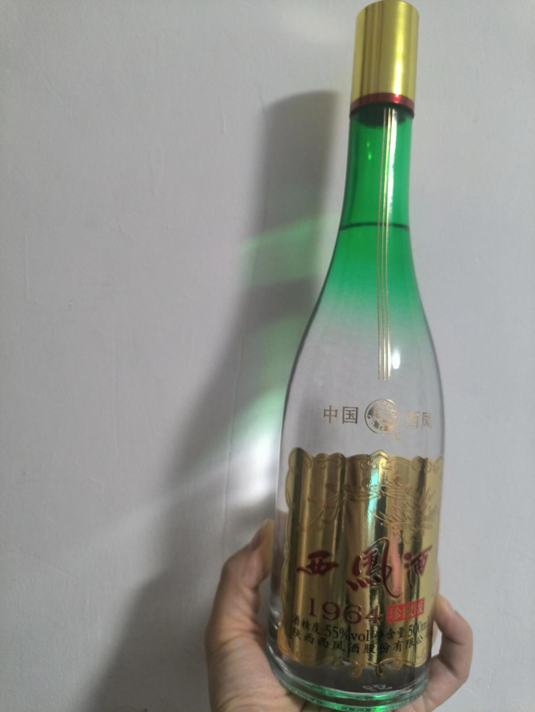 绿脖西凤为什么每次买味道都不一样?捋清省内版、省外版、电商版来路,顺便看清去库存期的老瓶捡漏