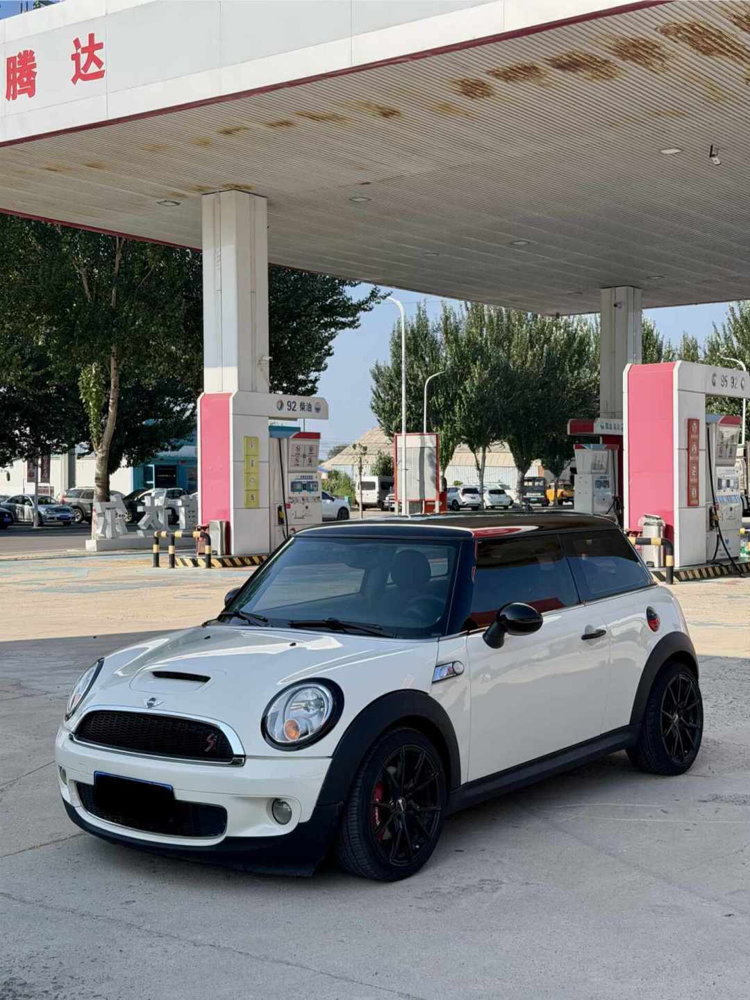 几万块的Mini当天被秒、30.9万的718也没留住:便宜的驾驶乐趣被疯抢,但收车价只是