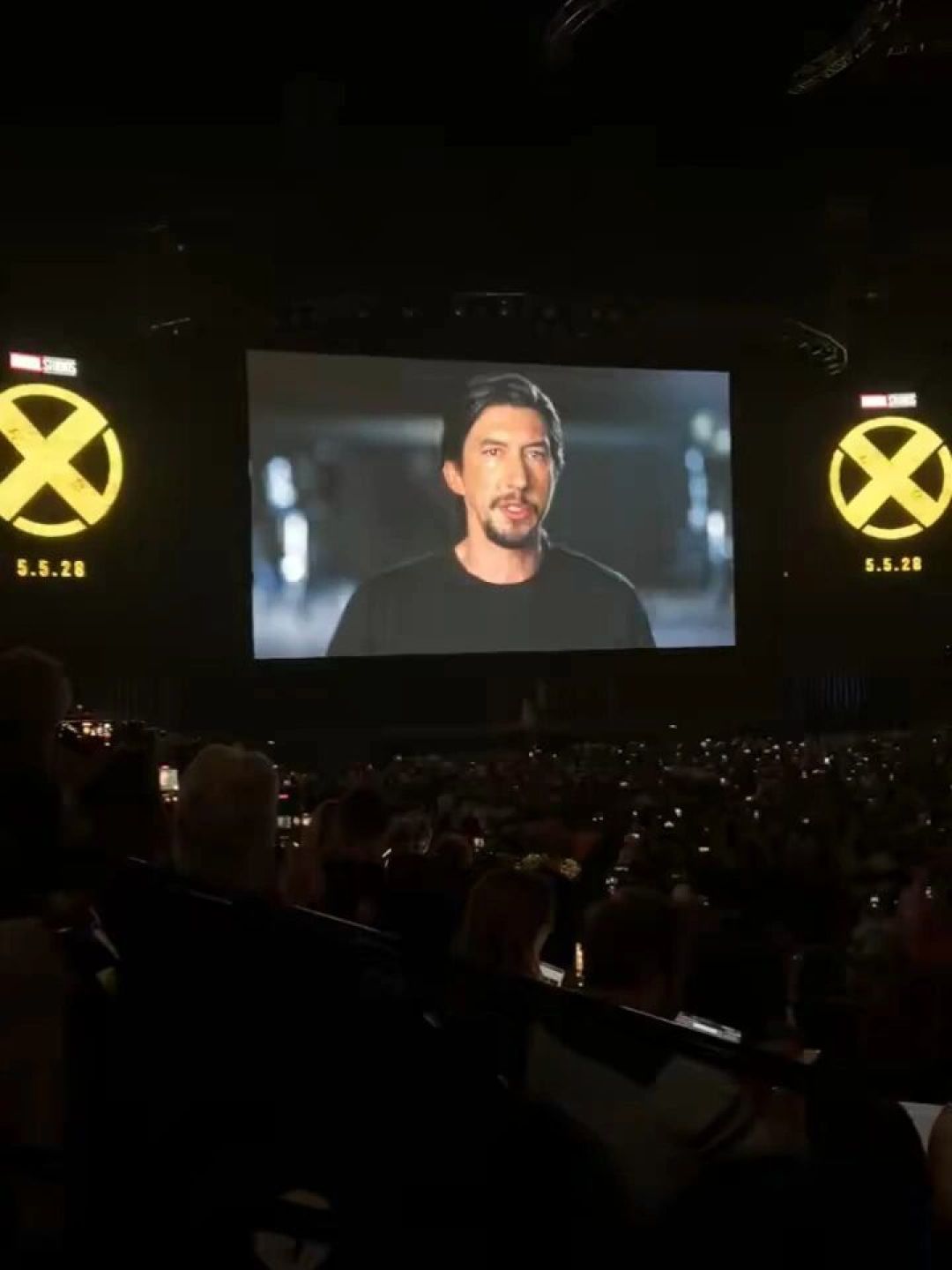 亚当·德赖弗演了半个现场都不认识的反派:惊恶先生才是新版《X战警》真正的王牌