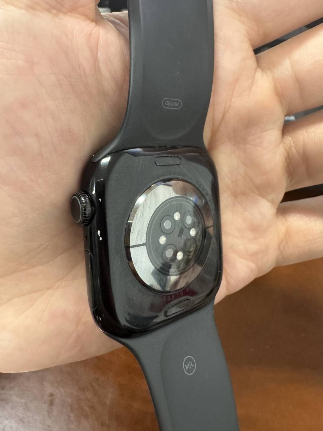 Apple Watch S10/S11掉漆,过保也能免费换新?我翻遍全网真实案例,讲清规则、流程和坑