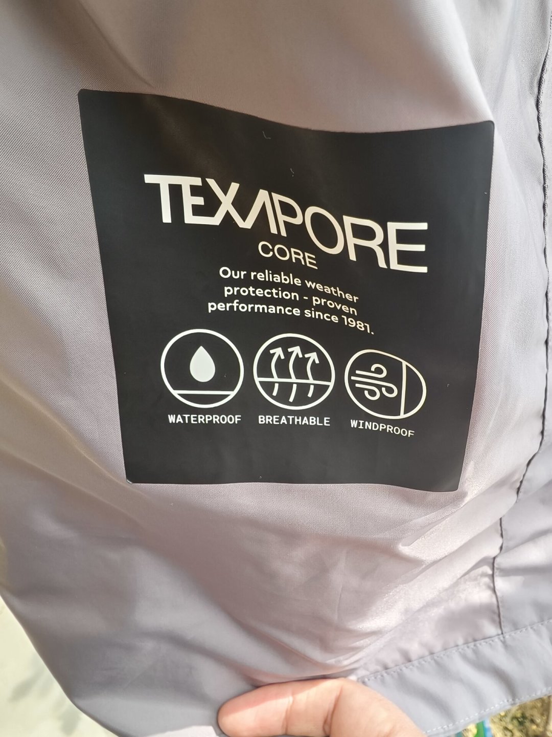同叫Texapore,防水差一倍:狼爪