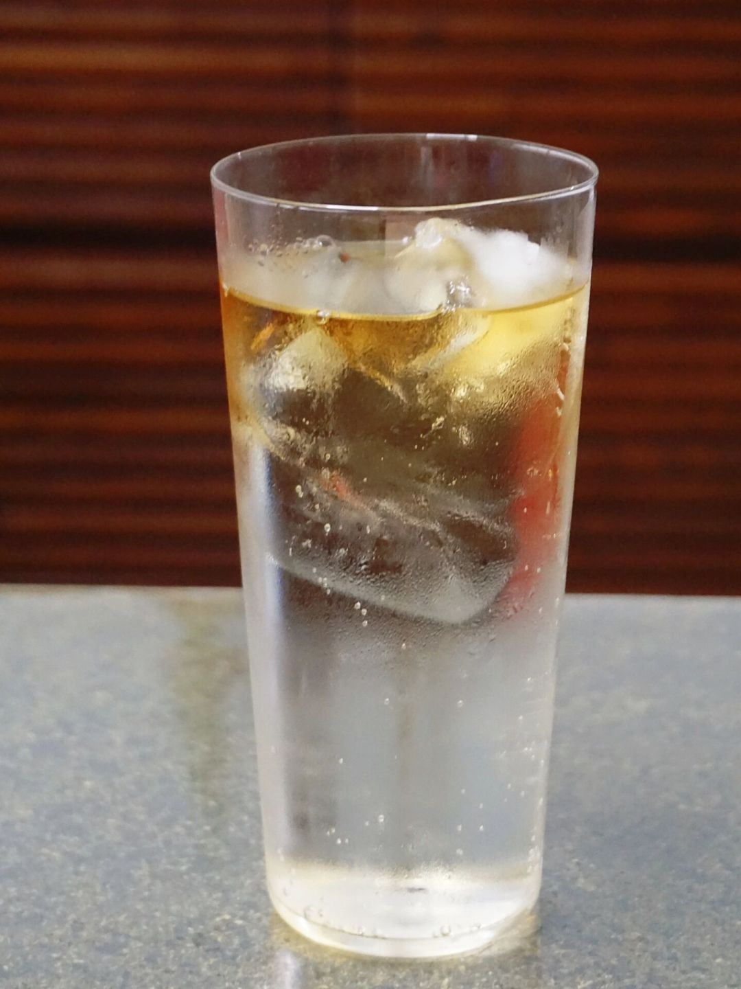 四玫瑰酒标上OBSV四个字母,终于有人讲明白了:一家酒厂藏着10种波本