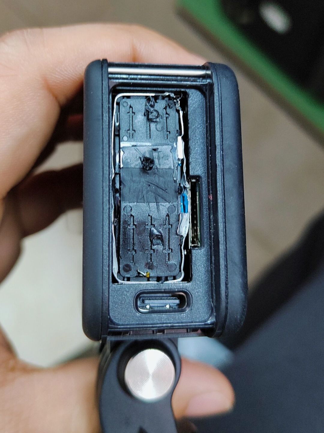 你的GoPro夏天动不动关机,多半是冤枉它了:翻遍全网过热自救方案,最便宜的0元
