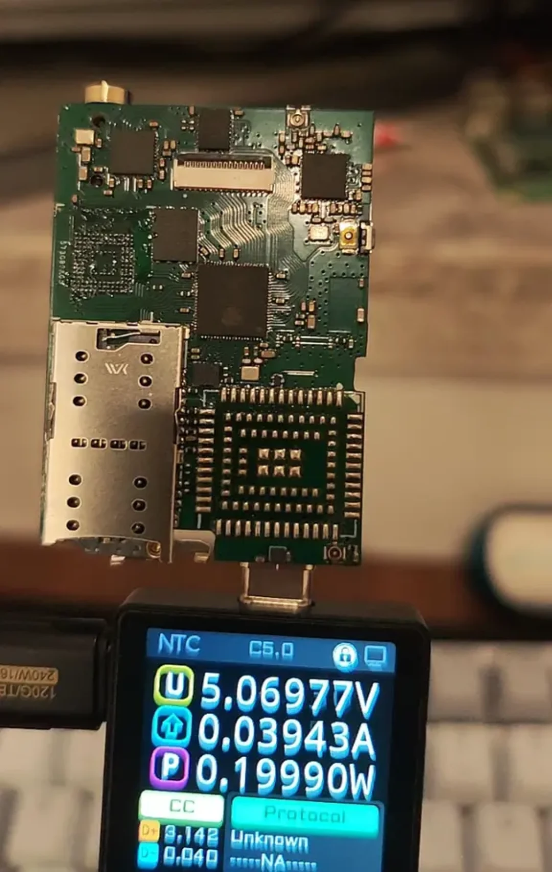 满帧GBA、流畅NES:ESP32-S31首批玩家已经把两个月的成绩单交出来了