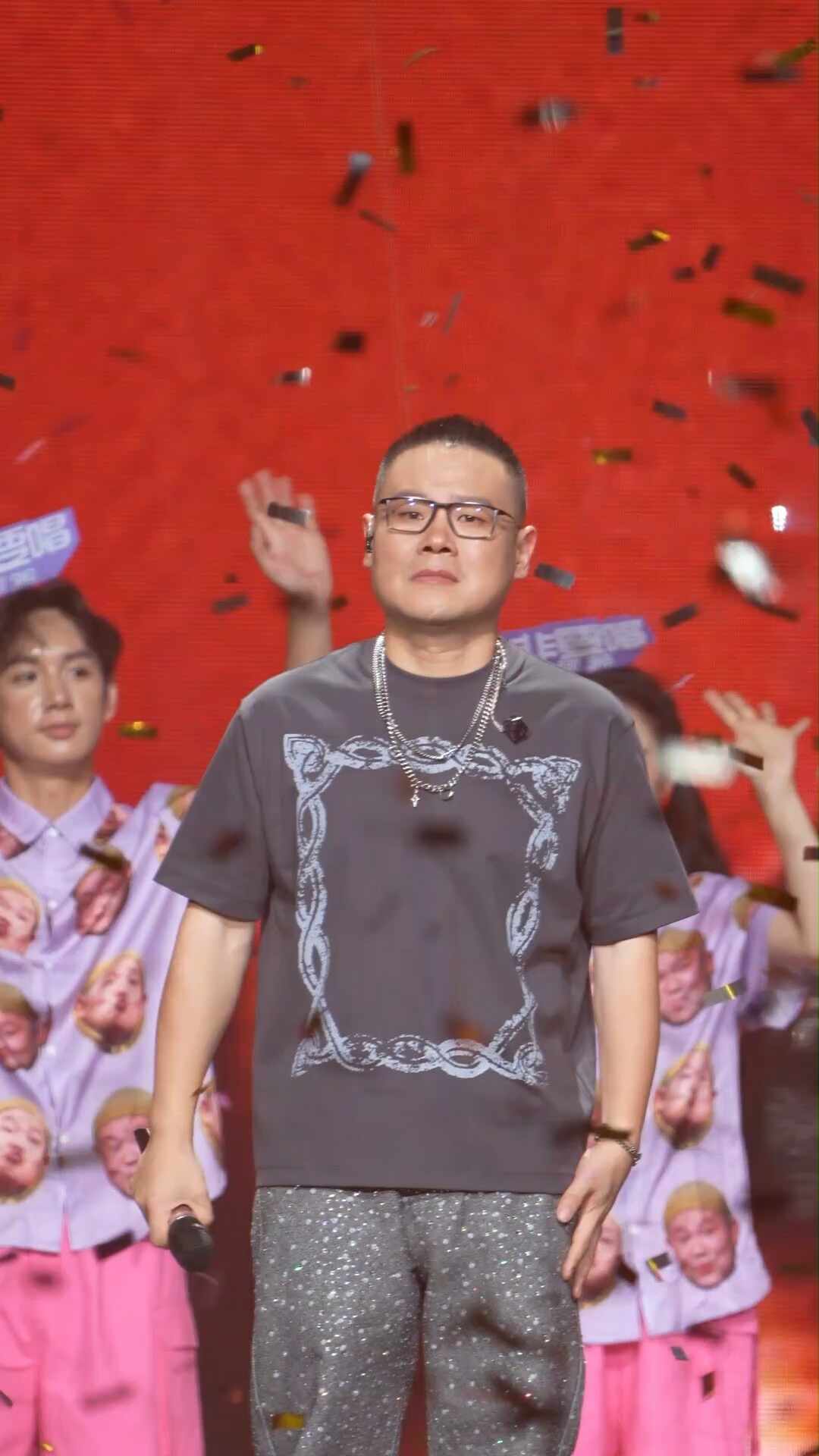 岳云鹏为什么没在版权上翻车?《忘情水》的梗和《五环之歌》旧案的后半段