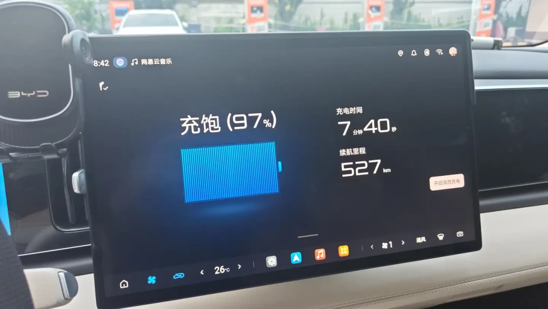 闪充干到9.99万的车上了,但下单前,先把这3件事搞清楚