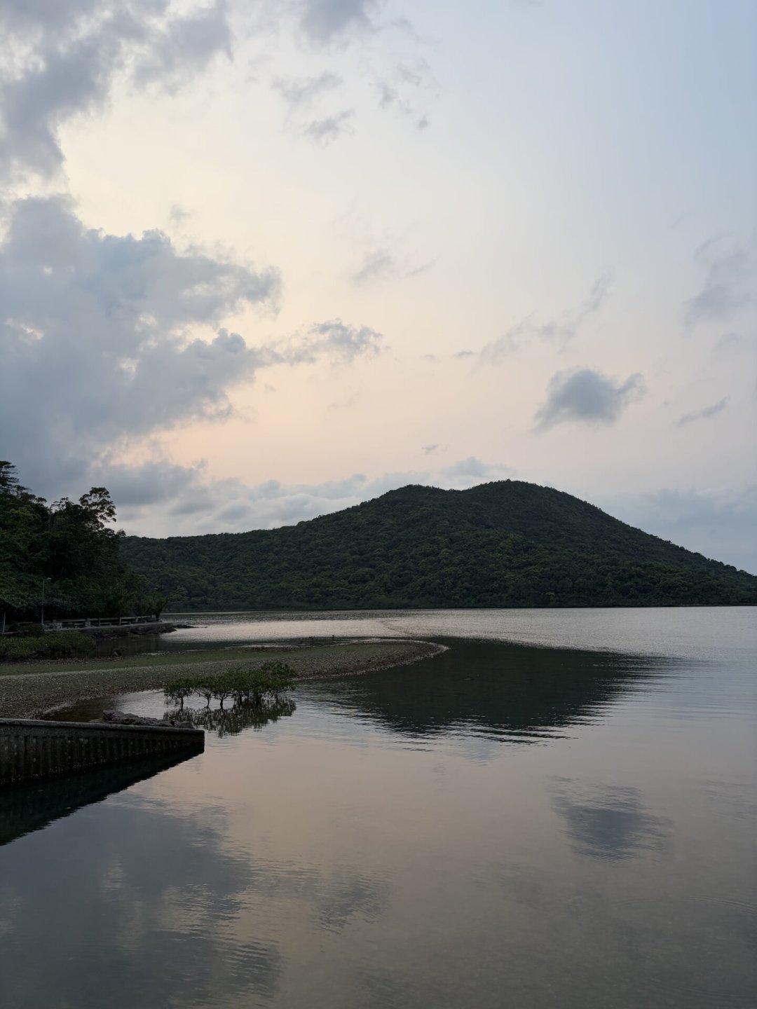 水龙头拆了、山上水卖30元一瓶：这个夏天去麦理浩径一二段，先把这笔“水账”算清楚