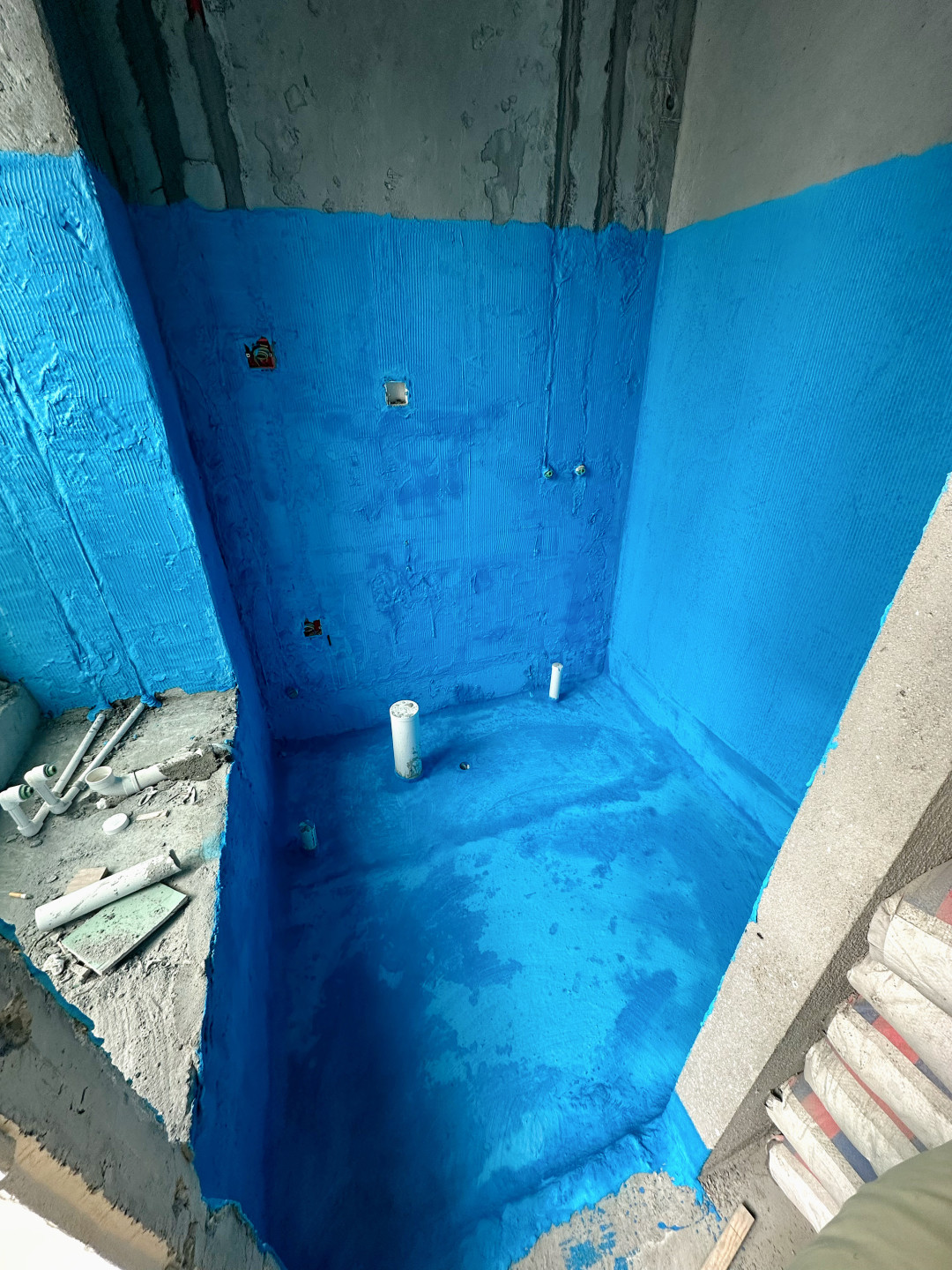 师傅说“交给我就行”,隔天一来两眼一黑:卫生间贴砖8个盯工点,返工成本都写好了