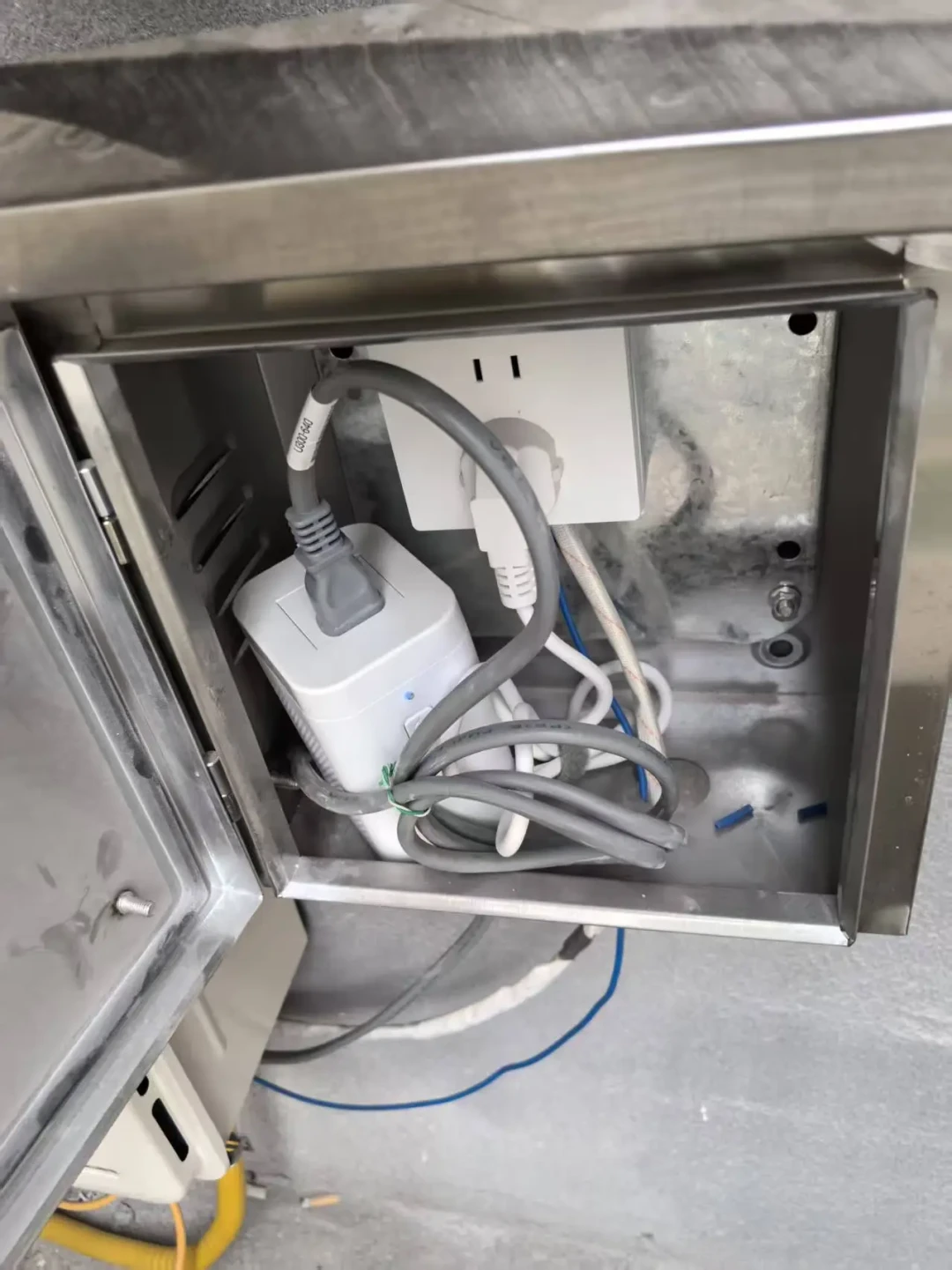 海淘林内热水器,2300块到手和1万块的进口机,差的是你自己扛的风险