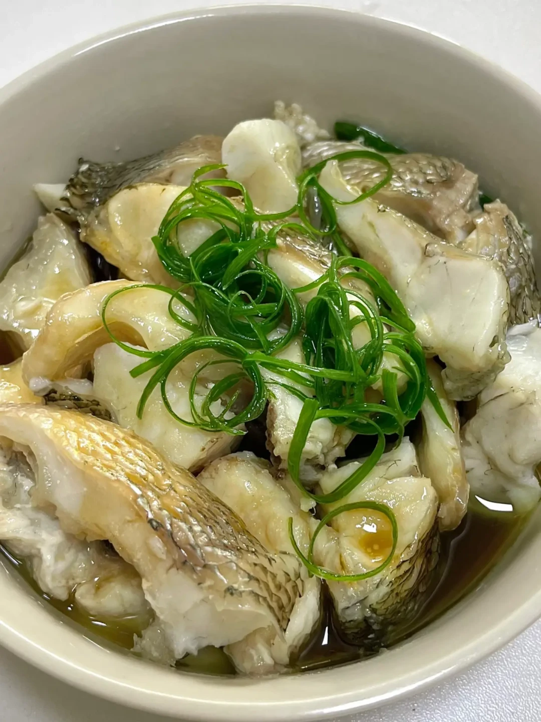 一桌「贴秋膘」的菜,能吃掉减脂人几天的缺口?先算账再动筷