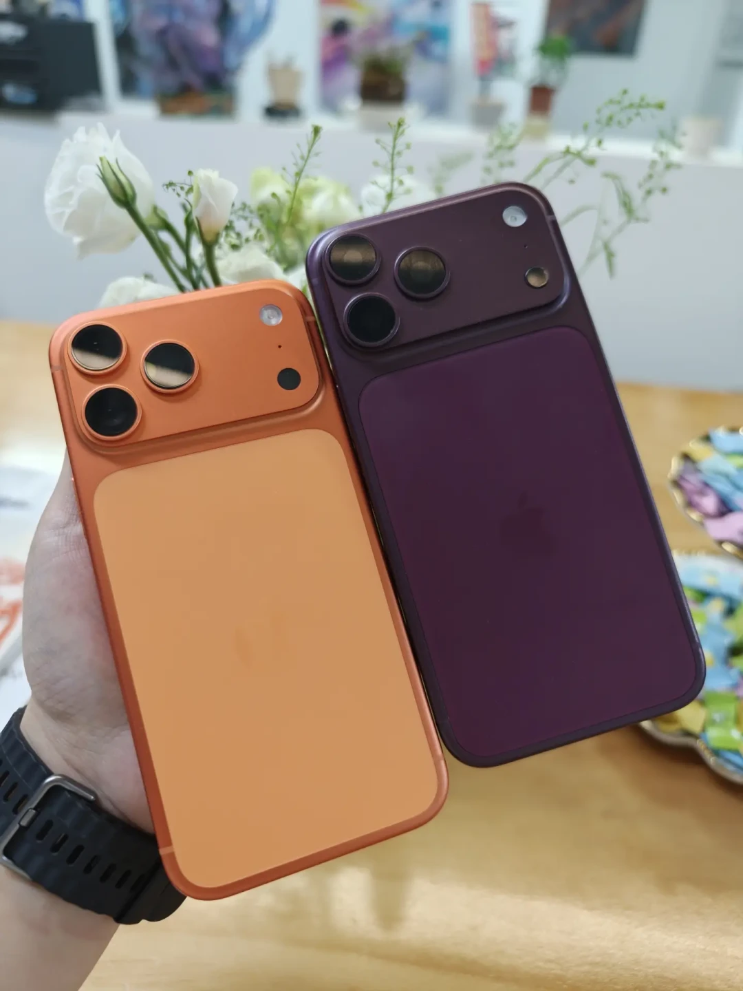 可变光圈独占、电池差1279mAh:iPhone 18 Pro和Pro Max分成两台手机,你站哪台?