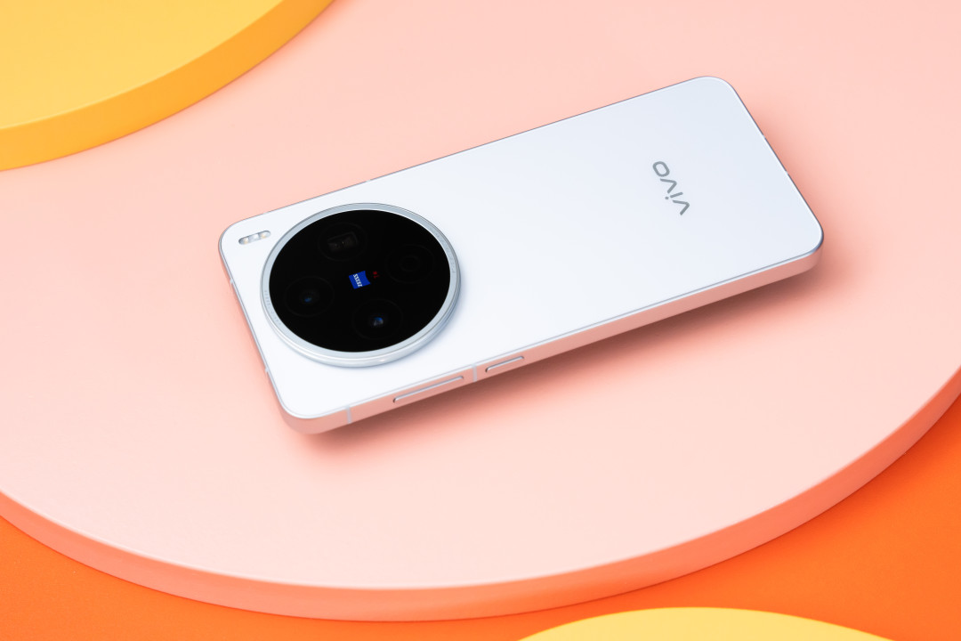 手机涨价潮下，vivo三款老机型清仓：X200s跌至2633元，S30 Pro mini仅2153元，现在入手还是等？