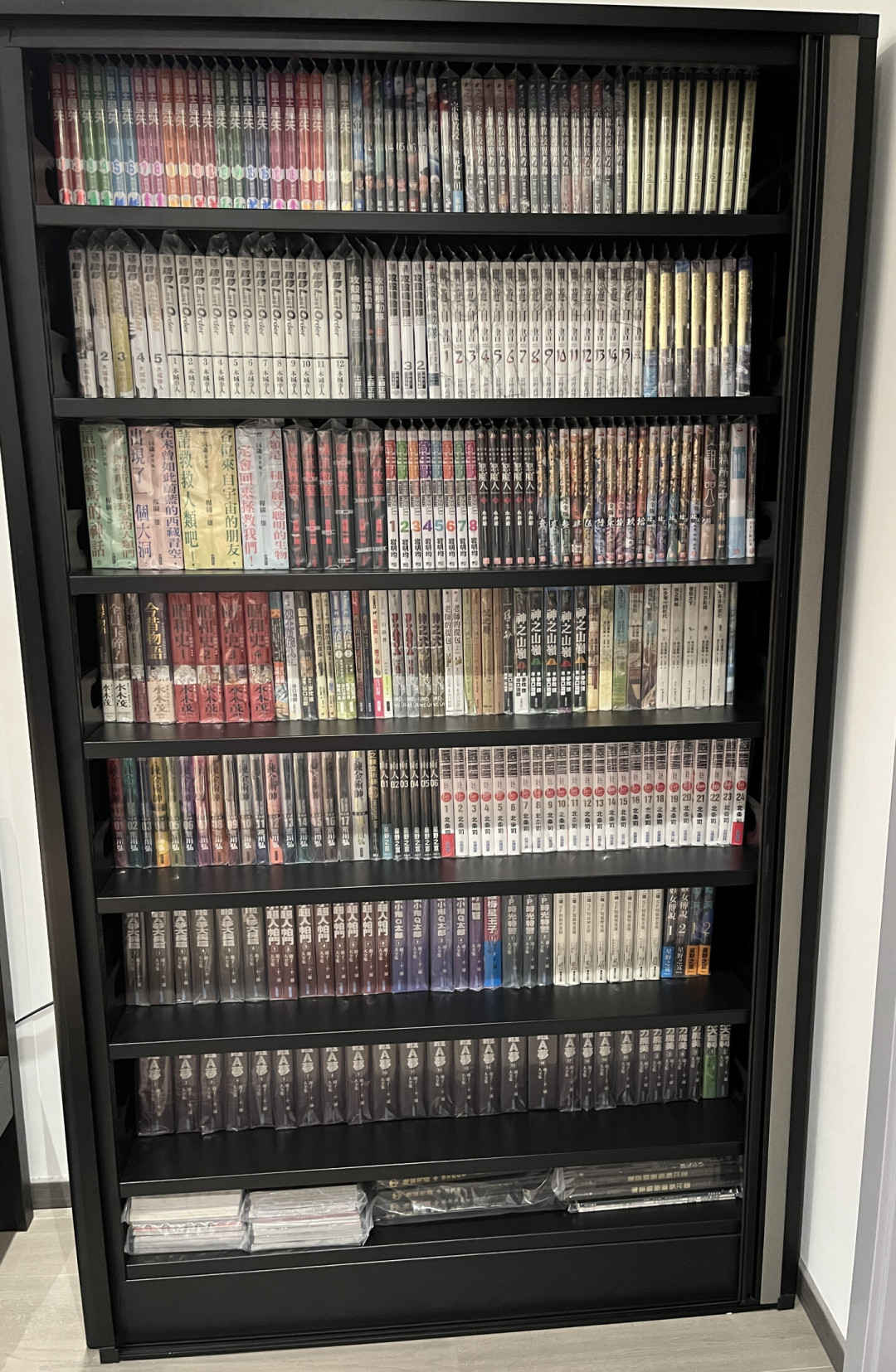 刷到1.3万册漫画墙心动想抄?先搞懂内径、承重、防尘这3个数再下单——宜家毕利促销明天截止