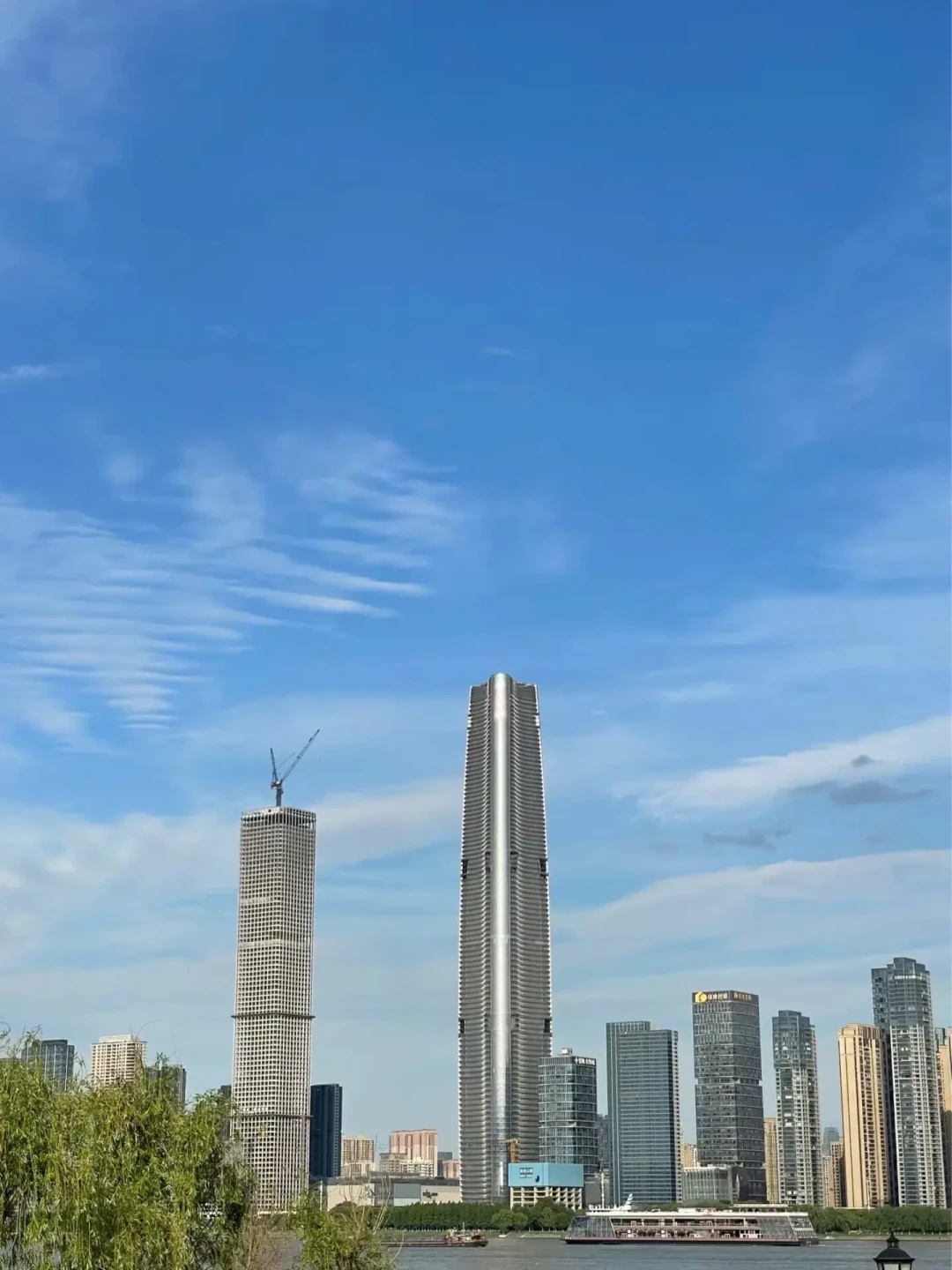 五星酒店开始“大甩卖”:上半年435宗拍卖仅21宗成交,这可能是近年五星最值得住的一年