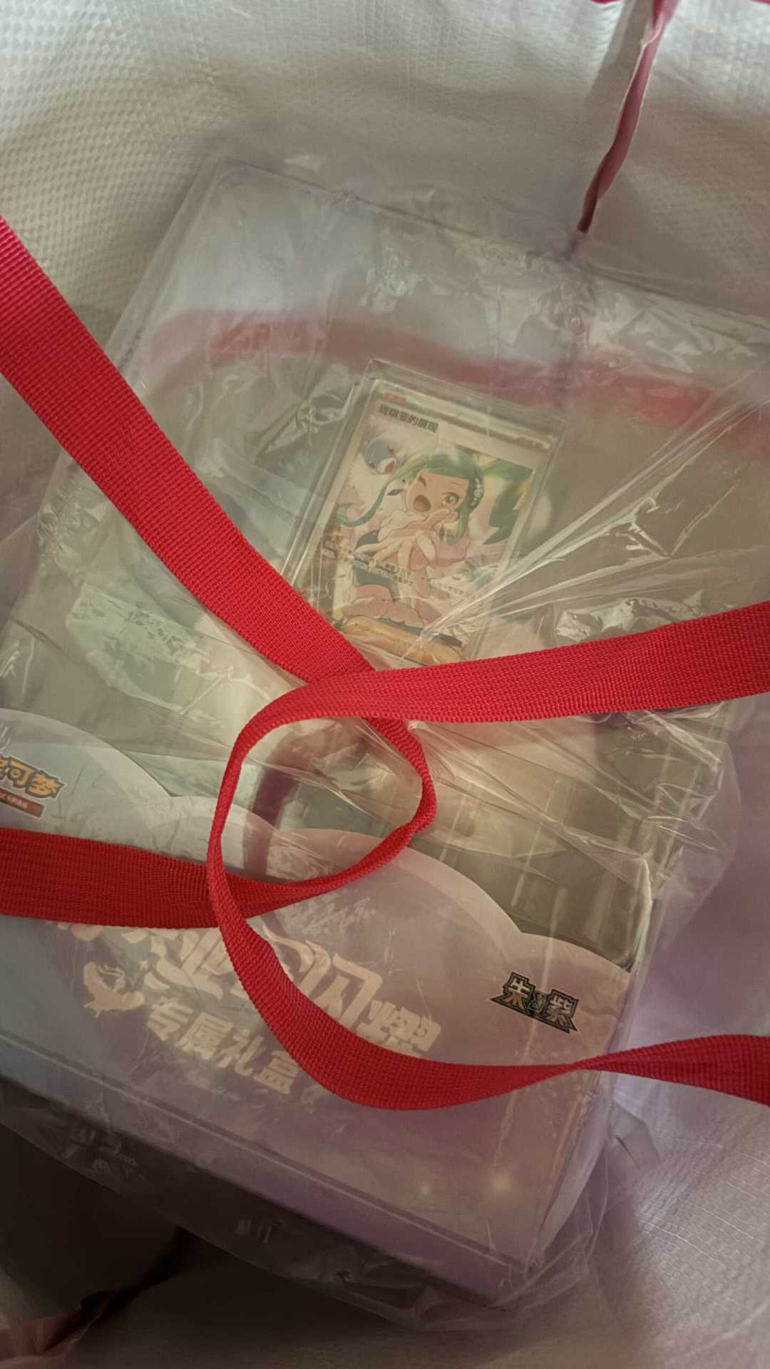 琉琪亚礼盒二手只比原价贵一成,伊布抽选开到第三轮,中秋礼盒8.28登场:这波宝可梦礼盒,怎么买才不亏