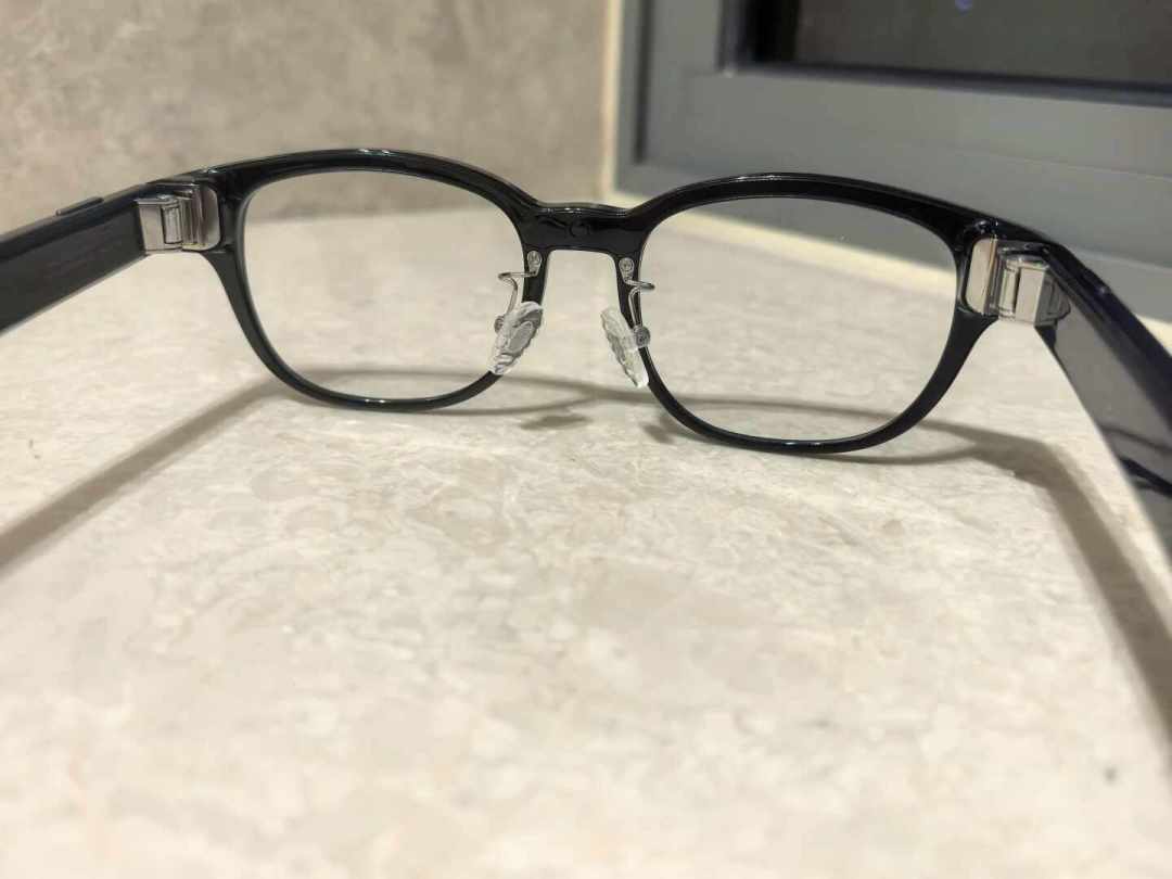 AI眼镜开始卷克数了:翻完全网热门机型的重量账本,才看懂