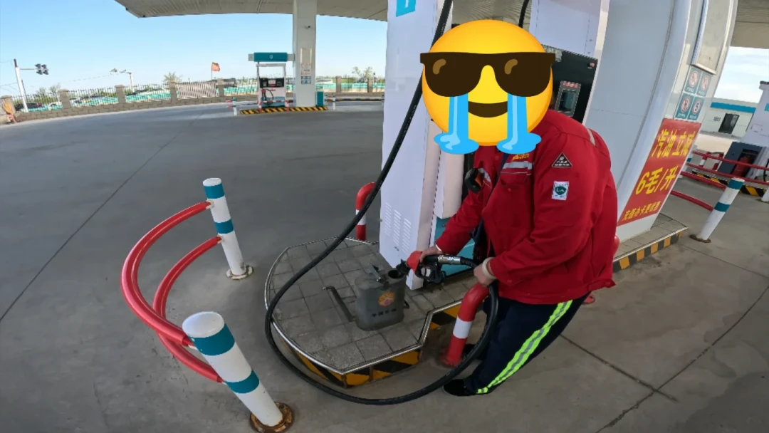 进疆摩旅，最怕的不是路远，是“前方无加油站”：核完近两年十几条骑手实测，我整理出这份加油攻略
