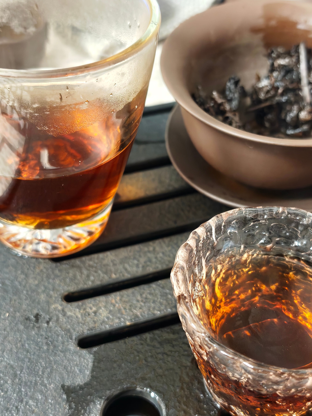 普洱茶不能再标“长期保存”了:家里那饼大益会不会“作废”?三个时间点说清楚