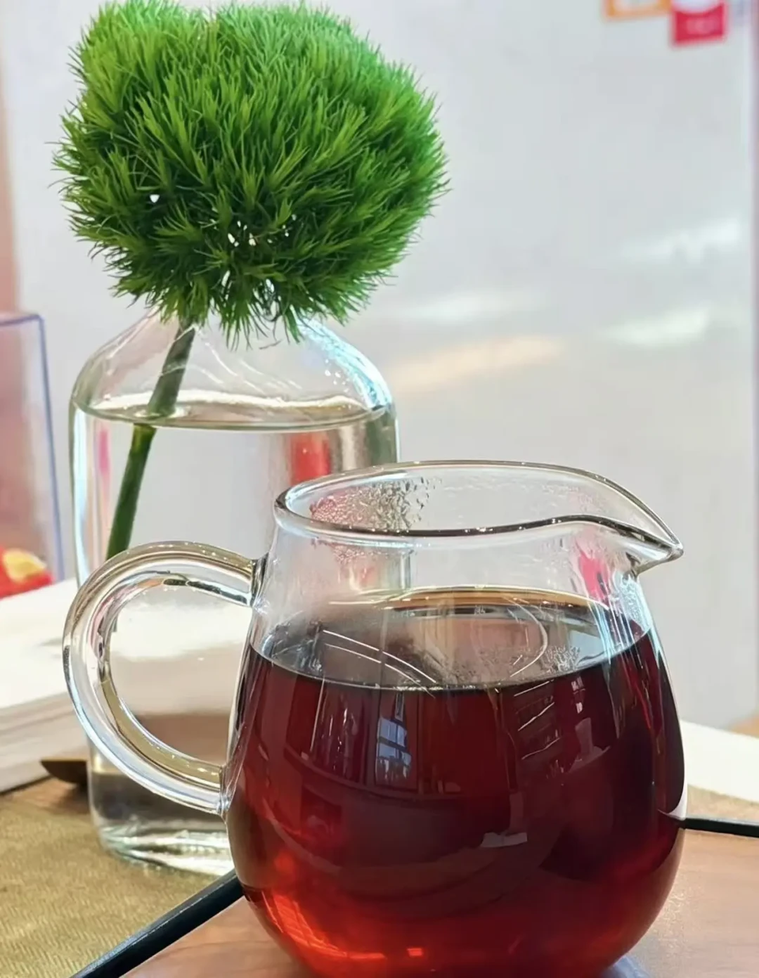 普洱茶不能再标“长期保存”了:家里那饼大益会不会“作废”?三个时间点说清楚