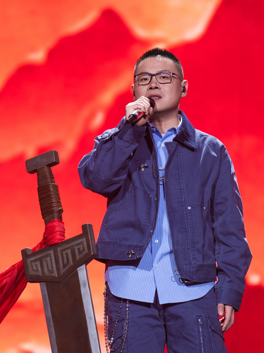 岳云鹏的演唱会部分收官了,但现场没结束:10月中旬前还有4场,怎么选一次说清