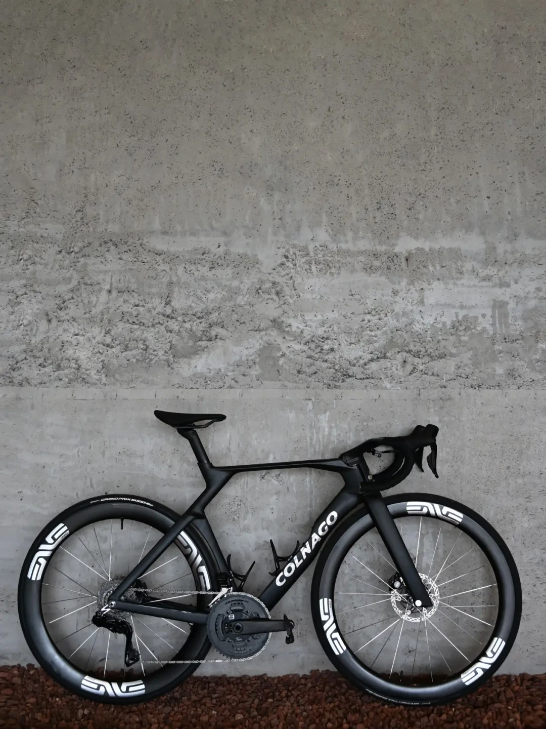 估价10万,拍出135万,五冠纪念车干脆不卖:COLNAGO梅花真成“理财产品”了?
