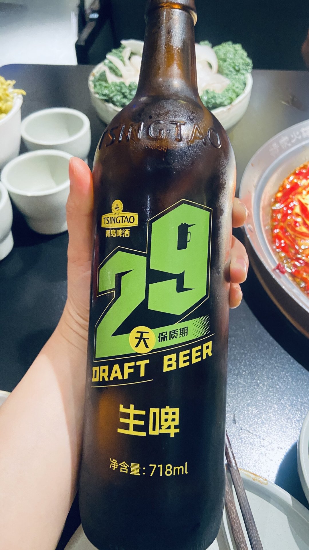 囤青岛啤酒别只认绿罐:哪几款加大米、哪几款全麦,先看配料表再付钱