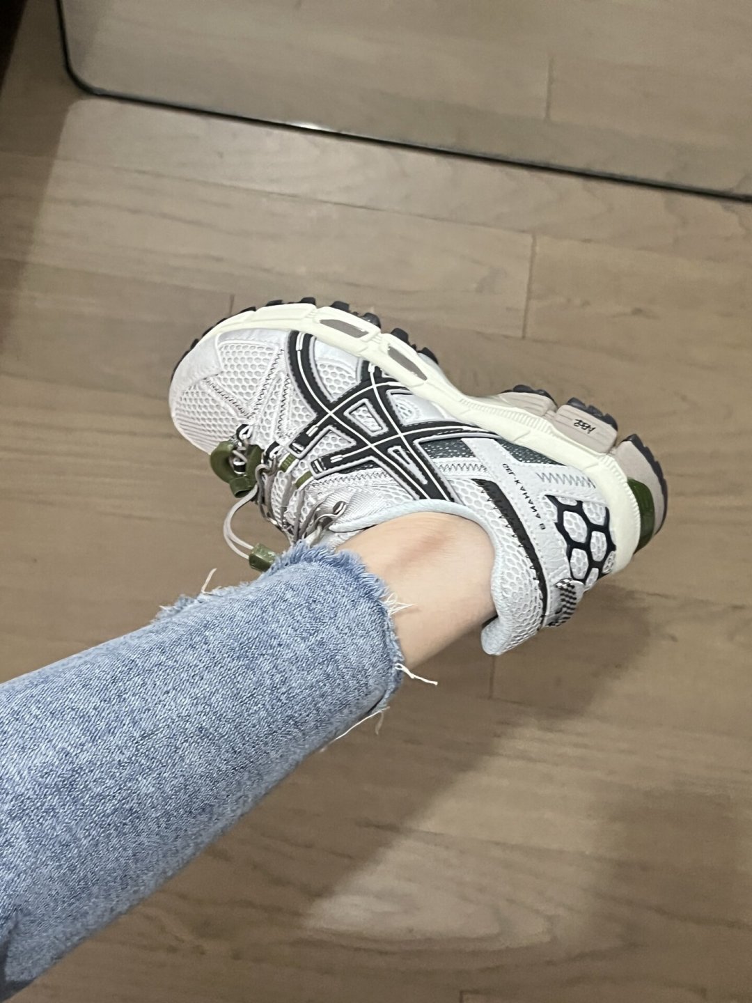 亚瑟士的降价是被新款压出来的:清仓区值得蹲的3双老款,价位和坑都整理好了