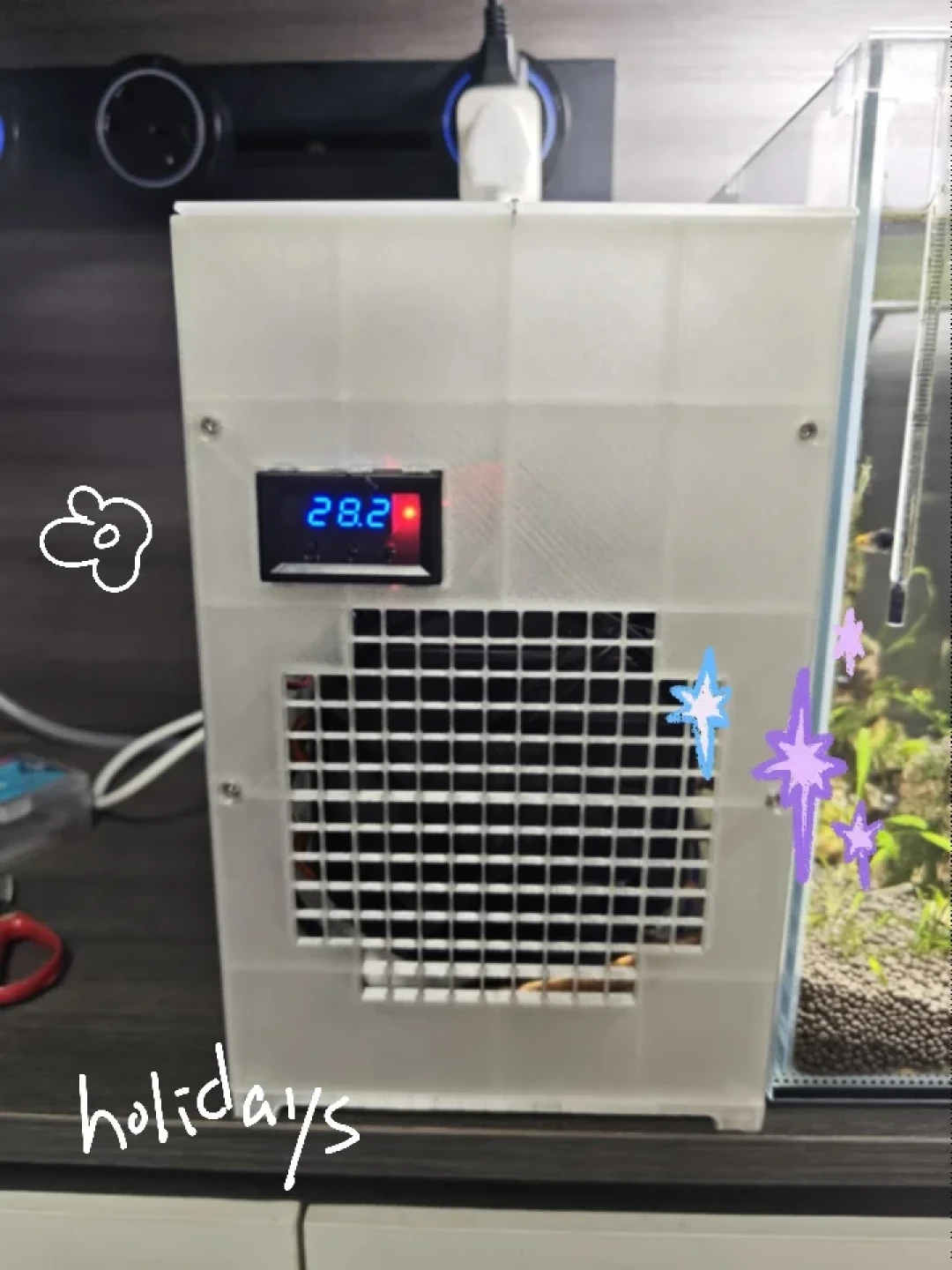 水温破30度，先别急着买冷水机：草缸降温四条路，我们把账算清楚了