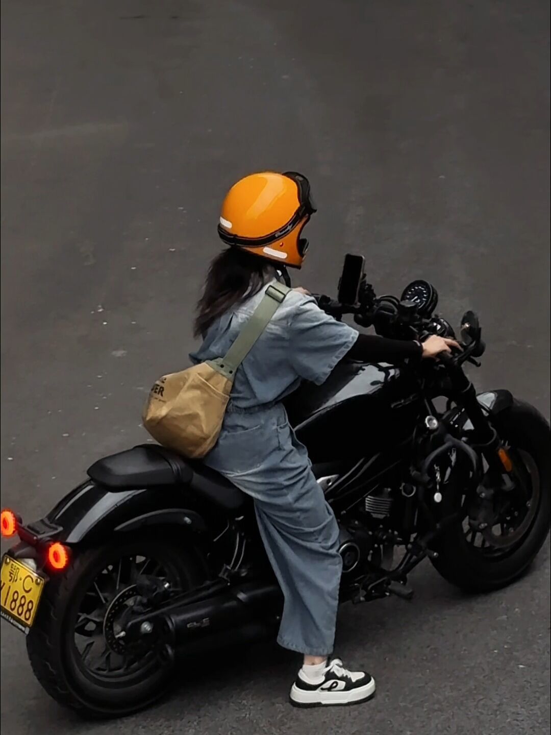 155cm也能骑Bobber?6款热门车的座高、车重、价格都查好了,今年还有条