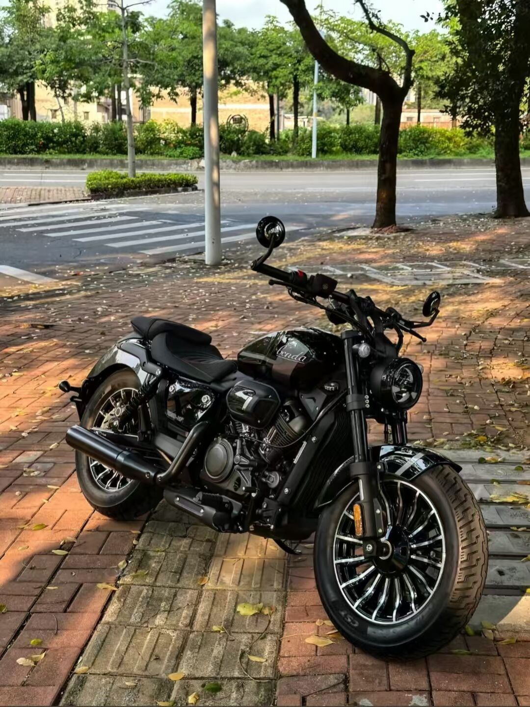 155cm也能骑Bobber?6款热门车的座高、车重、价格都查好了,今年还有条