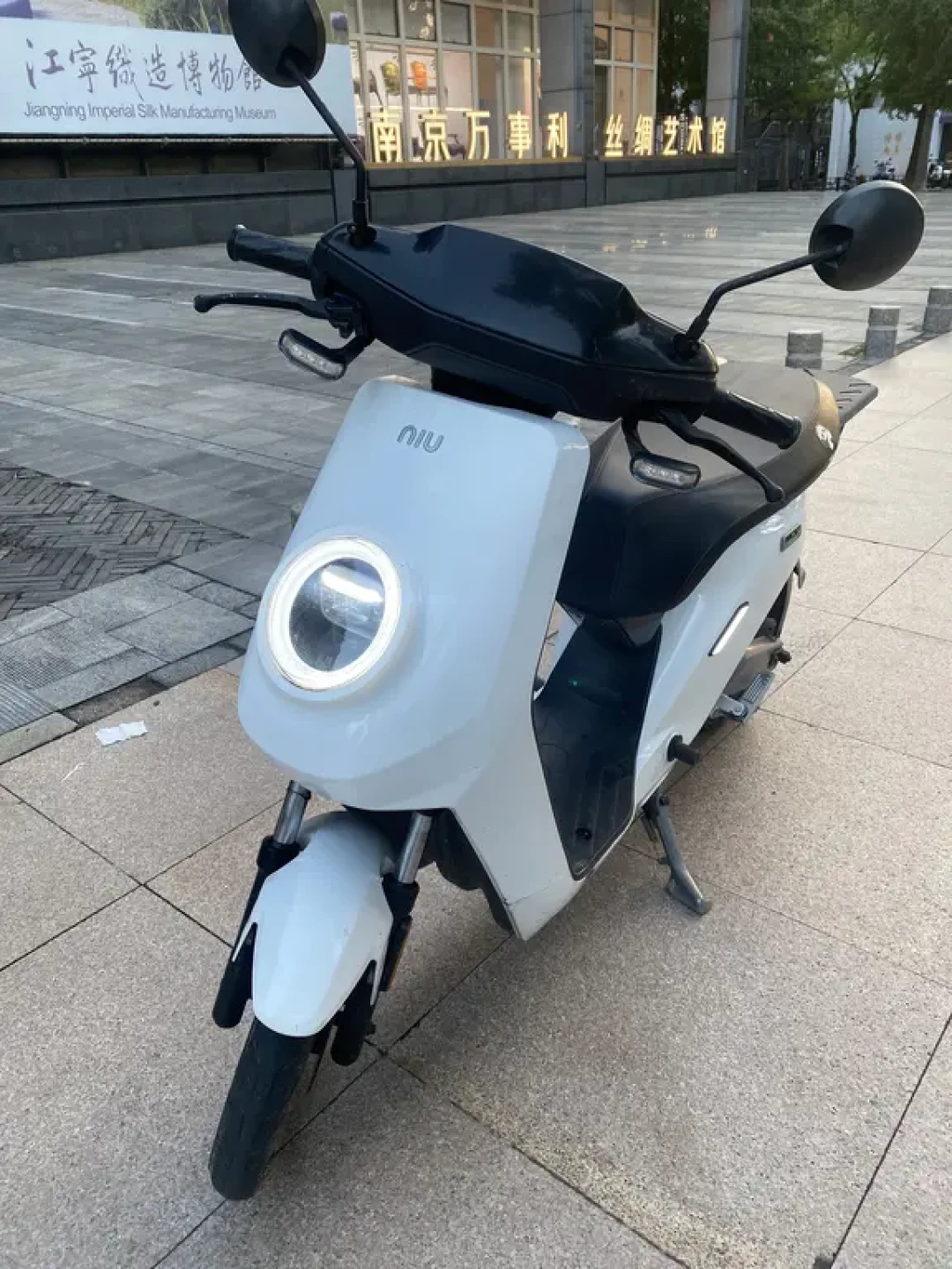 小牛顶配版买时7699元,4个月后2600元:翻了40多条二手挂牌,我整理出这份捡漏与避坑清单