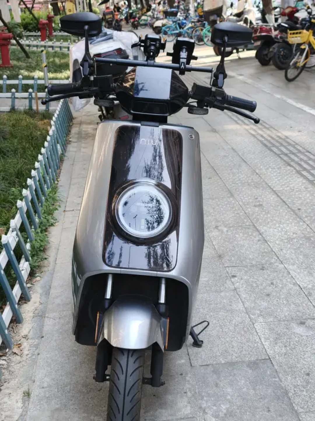 小牛顶配版买时7699元,4个月后2600元:翻了40多条二手挂牌,我整理出这份捡漏与避坑清单