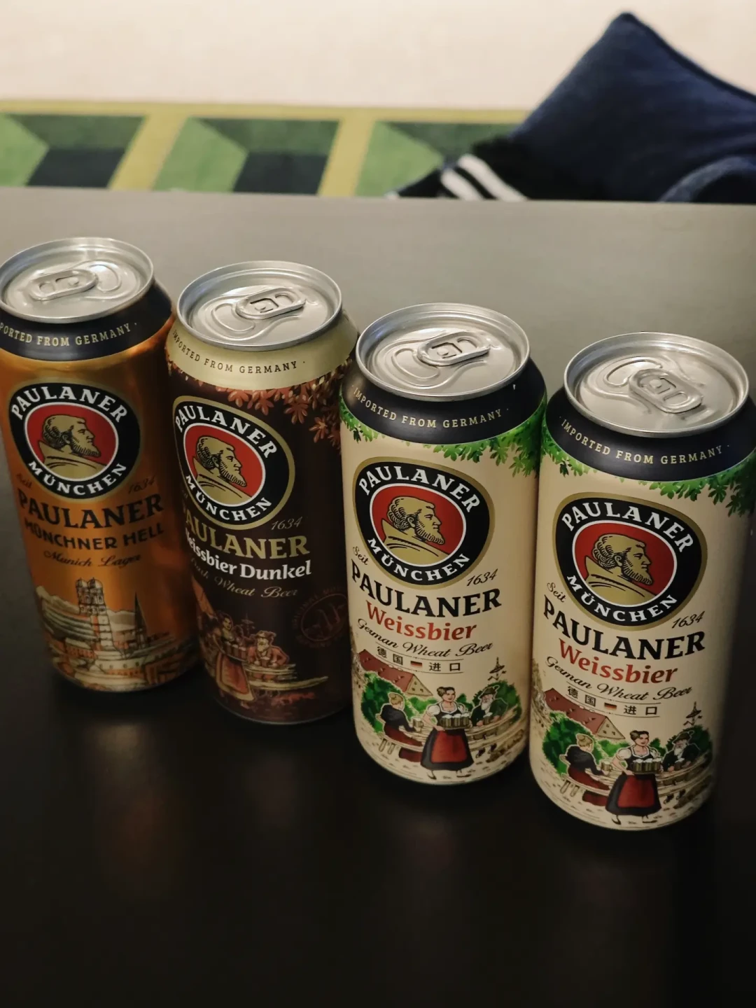 “啤水”争议吵翻天:配料表有大米就是差酒?三派说法挨个查了一遍