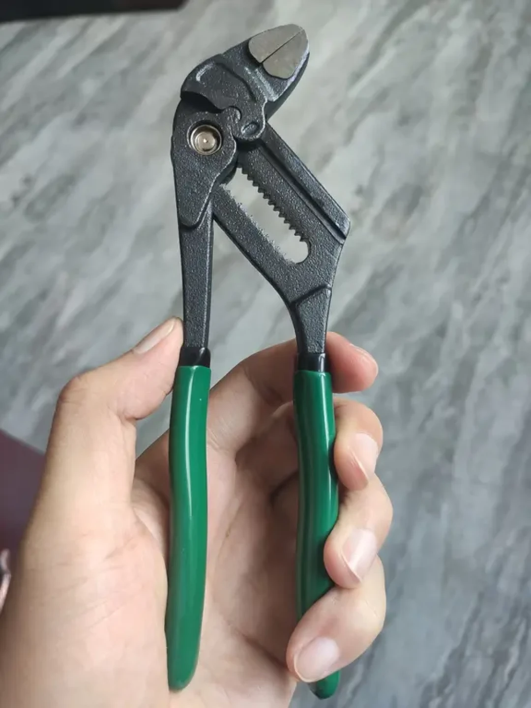 22块锻造仿品现身,Klein只卖半价:翻完KNIPEX钳式扳手的平替浪潮,我算清这笔账了