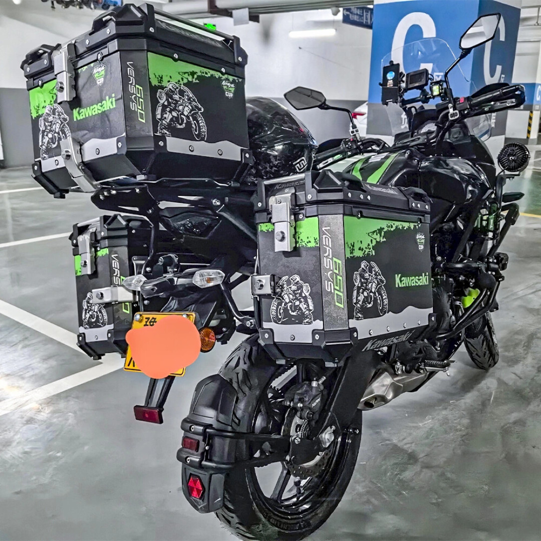 川崎Versys 900路测谍照曝光:异兽家族8万差价空档,这台车值得等吗?