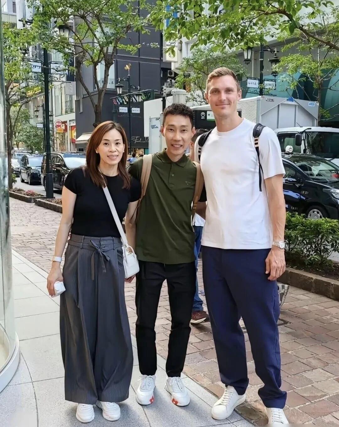 AI把李宗伟排进男单历史第四,评论区炸了:败者为王到底该用什么尺子量