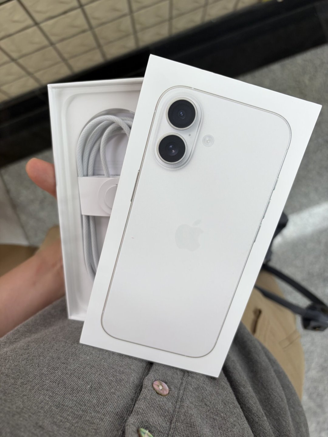 iPhone 17 涨价倒计时:名义涨600元只是明账,国补掉档后实际多花上千元