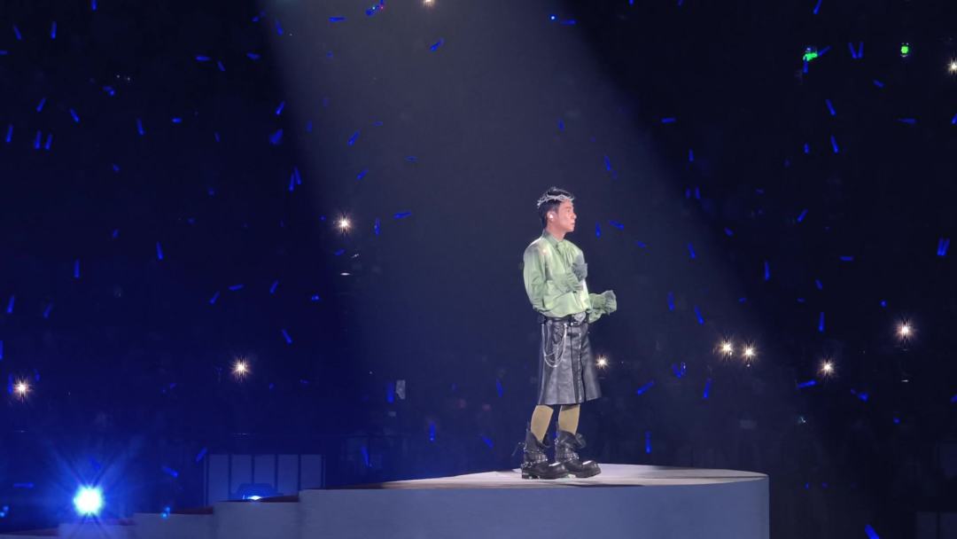 陈小春的演唱会,从喊“退票”到“抢不到票”用了两个月:这波翻盘,值每一个买演唱会票的人复盘