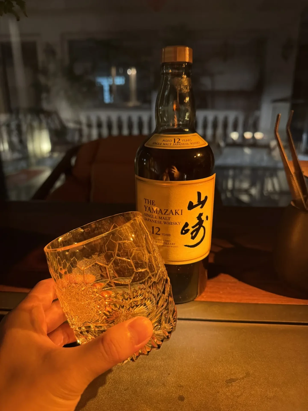 山崎12跌得越狠,越不能闭眼买:假酒的3条路子,和下单前要做的4件事