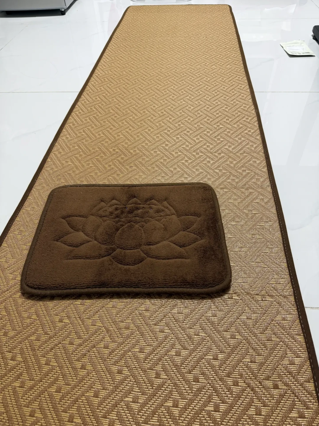 磕长头,正在变成城市人的