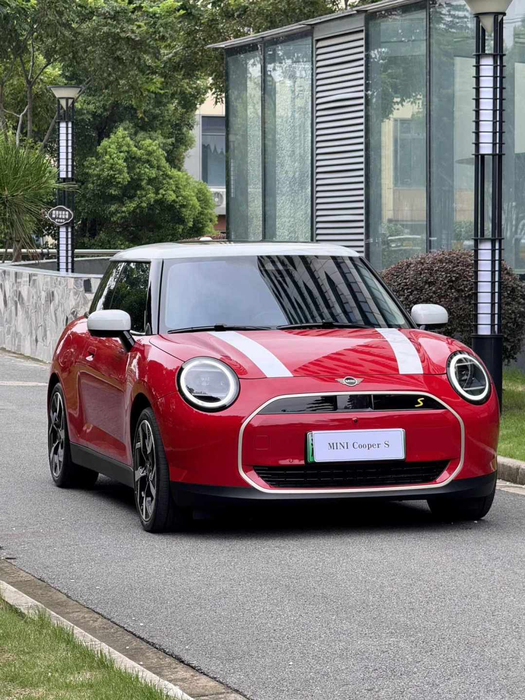 MINI 7月在国内只卖了1239辆,全球却涨了11.7%:买这台小众车,会不会成孤儿?