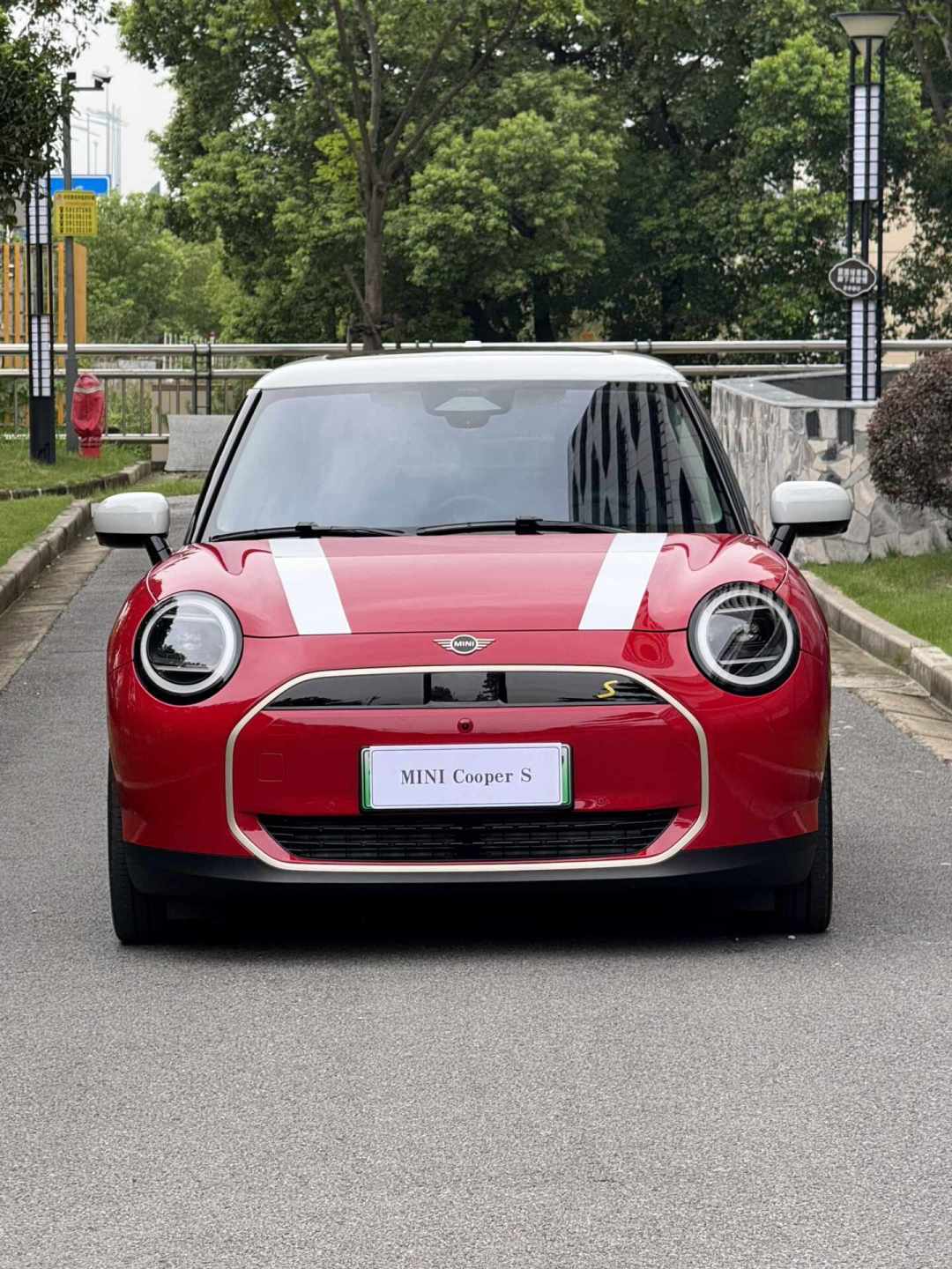 MINI 7月在国内只卖了1239辆,全球却涨了11.7%:买这台小众车,会不会成孤儿?